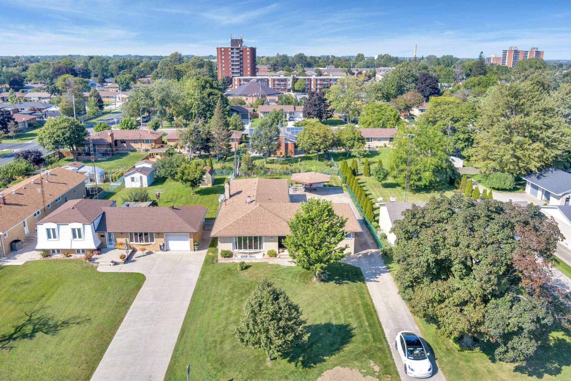 Park Bungalow #4 - Seacliff Beach Suites Leamington Zewnętrze zdjęcie
